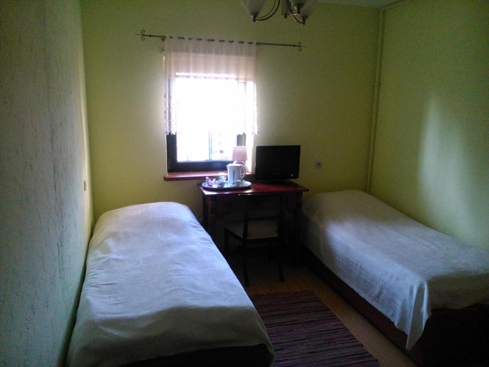 Bed and Breakfast Karczma Biesiadna Dalnia Zimmer foto